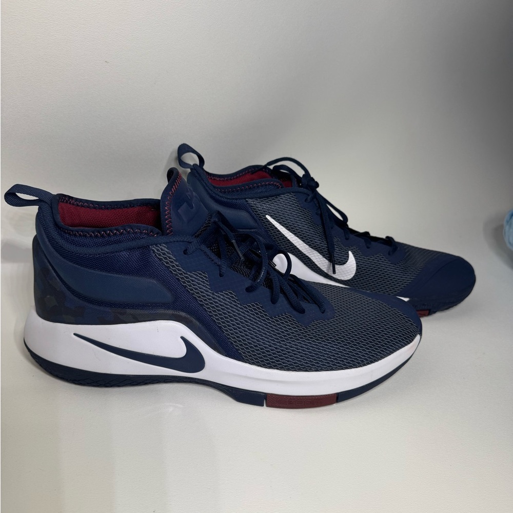Nike LeBron Witness 2 'College Navy' Size 14